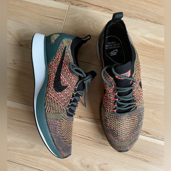 New Women's Air Zoom Mariah Flyknit Racer Casual Sneakers from Finish Line - Picture 2 of 12